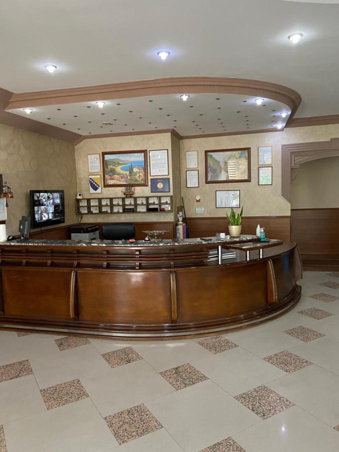 Hotel New Milenium Lukavac Zewnętrze zdjęcie