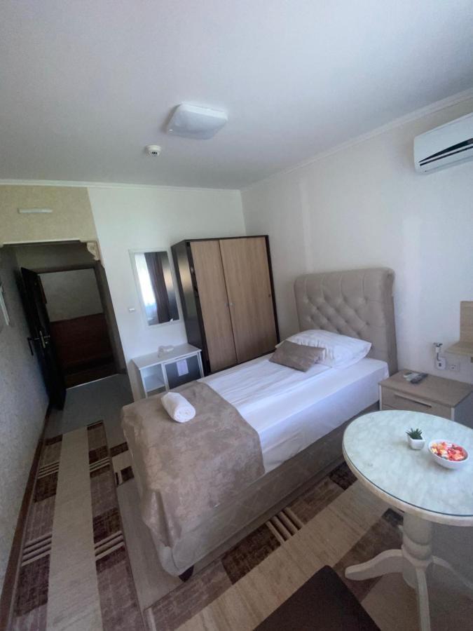 Hotel New Milenium Lukavac Zewnętrze zdjęcie