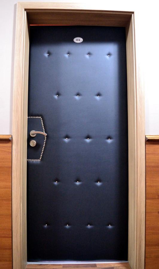 Hotel New Milenium Lukavac Zewnętrze zdjęcie